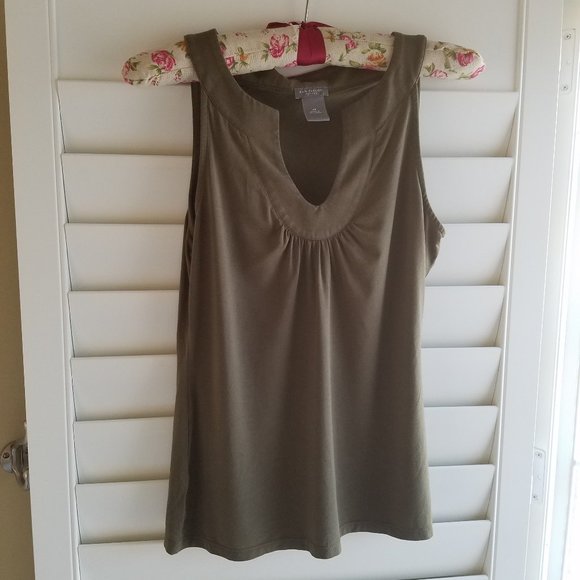 V-neck Sleeveless Solid Ruched Tank Top Ann Taylor - Picture 1 of 4